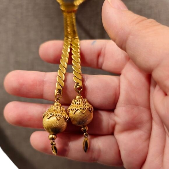 Monet 1960s Vintage Gold Slide Lariat Layering Chain Dangle Necklace - Picture 5 of 11